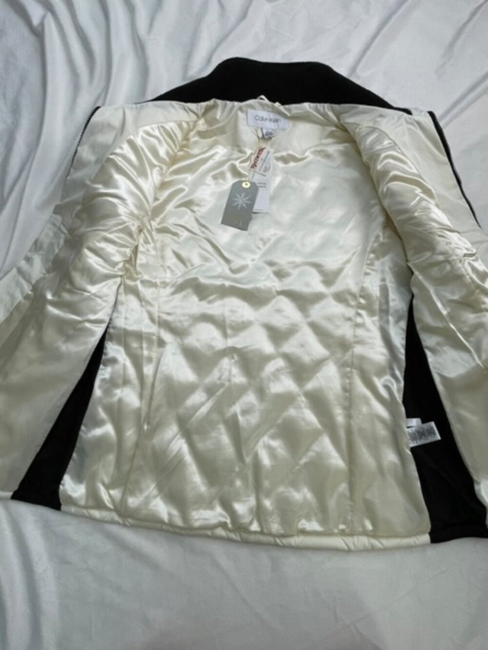 Calvin Klein Women's Quilted White Vest with Black Trim, White Black,  Size L - Picture 3 of 8